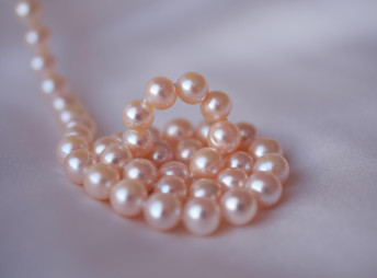 Schmuck aus Perlen 
selber machen 